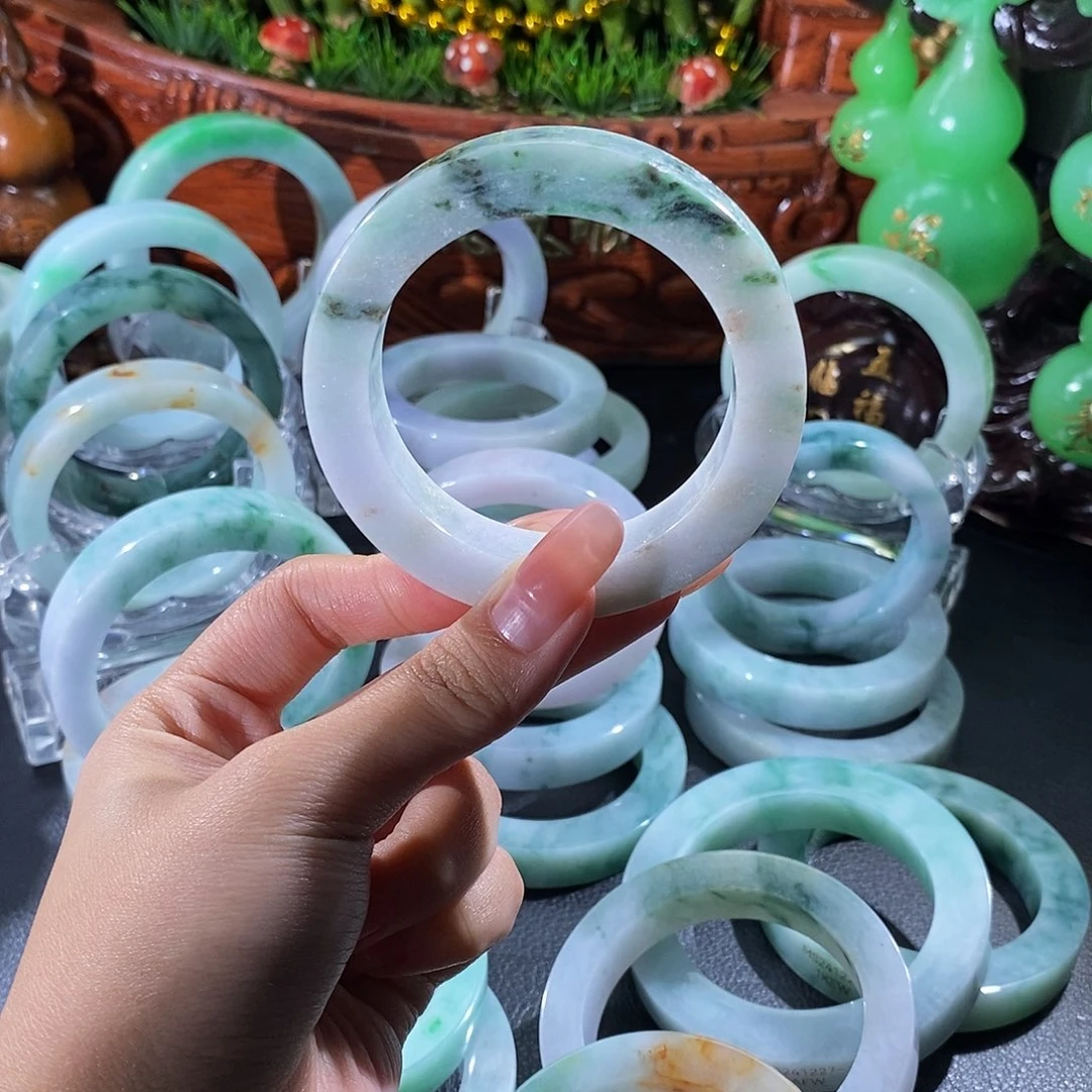 未镶嵌手镯定制翡翠公****响