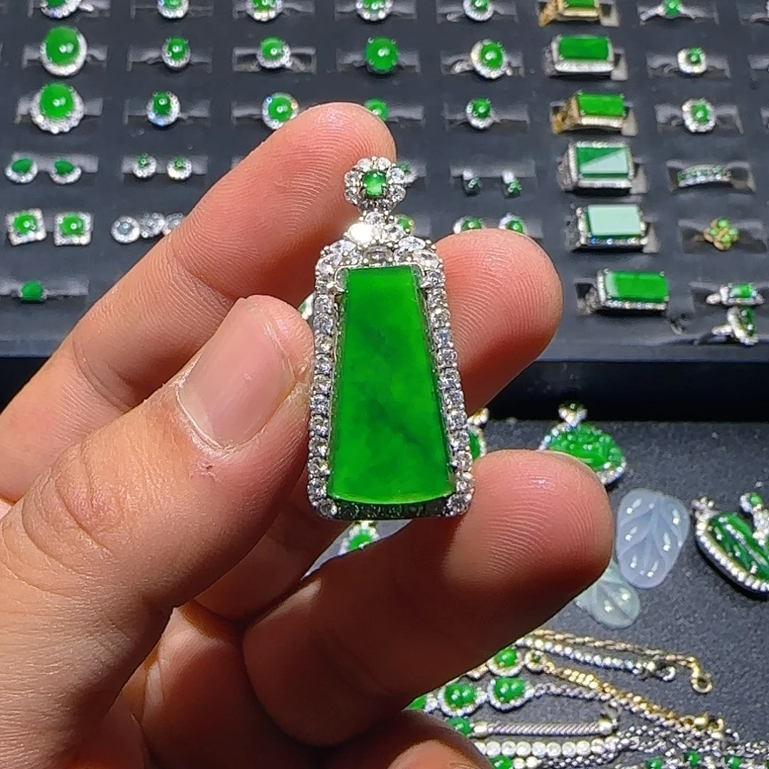 翡翠银S925镶嵌颈饰