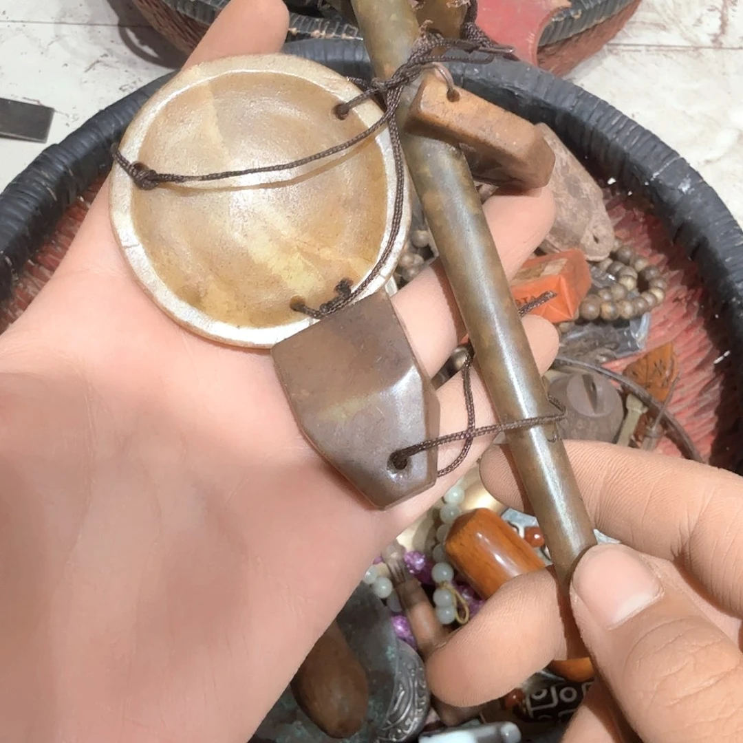 布***士一物一图，看好再拍