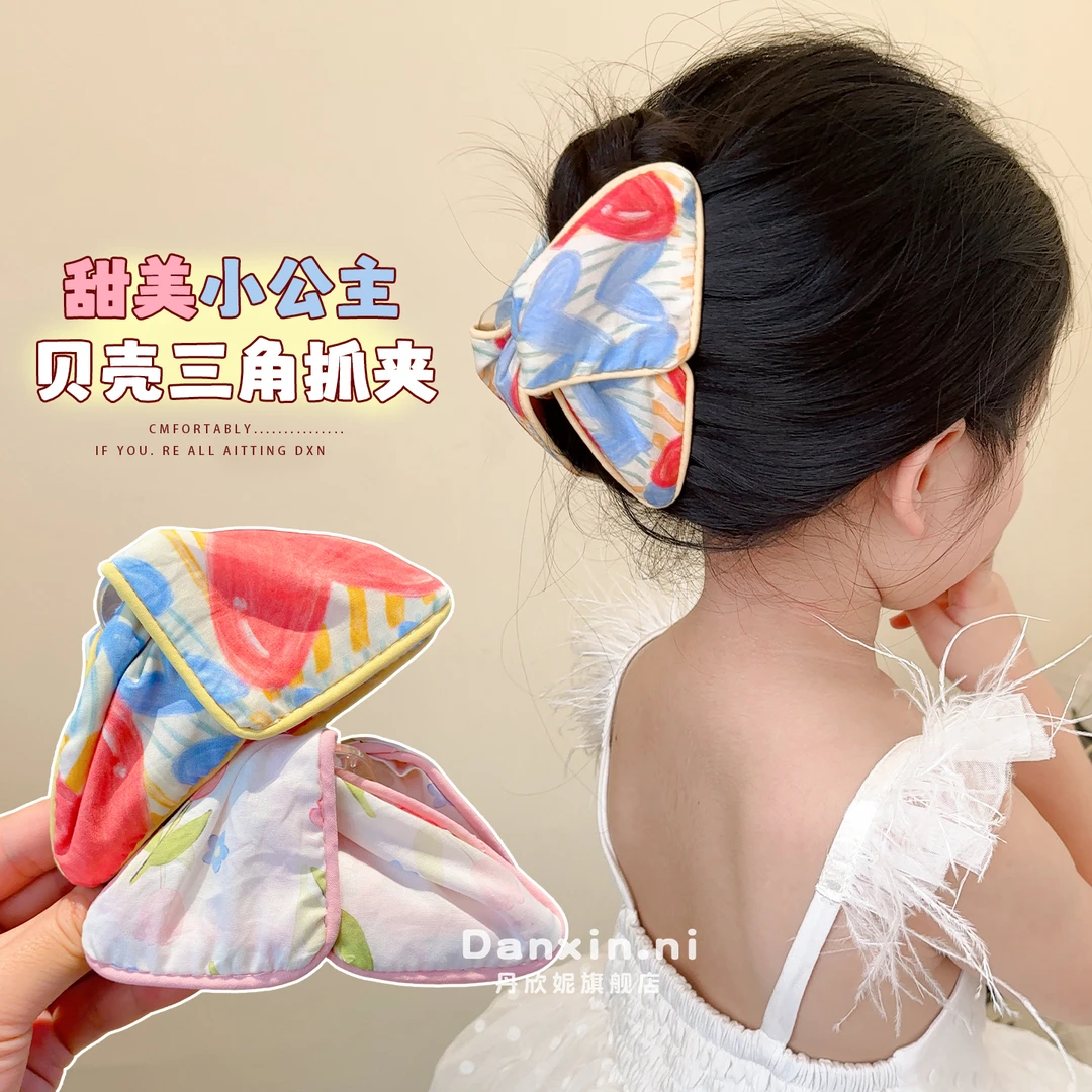 儿童韩系爱心碎花三角抓夹女童后脑勺盘发夹小女孩甜美鲨鱼夹发饰