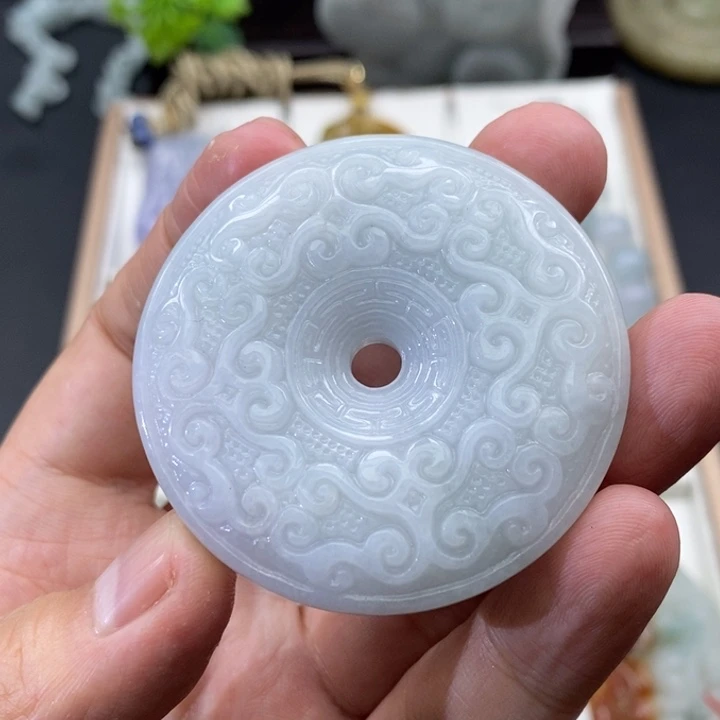 颈饰未镶嵌翡翠缅甸天然翡翠A货