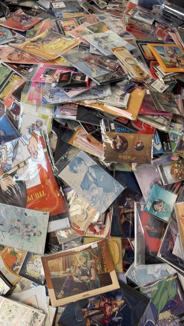 正版日谷周边，默认有瑕