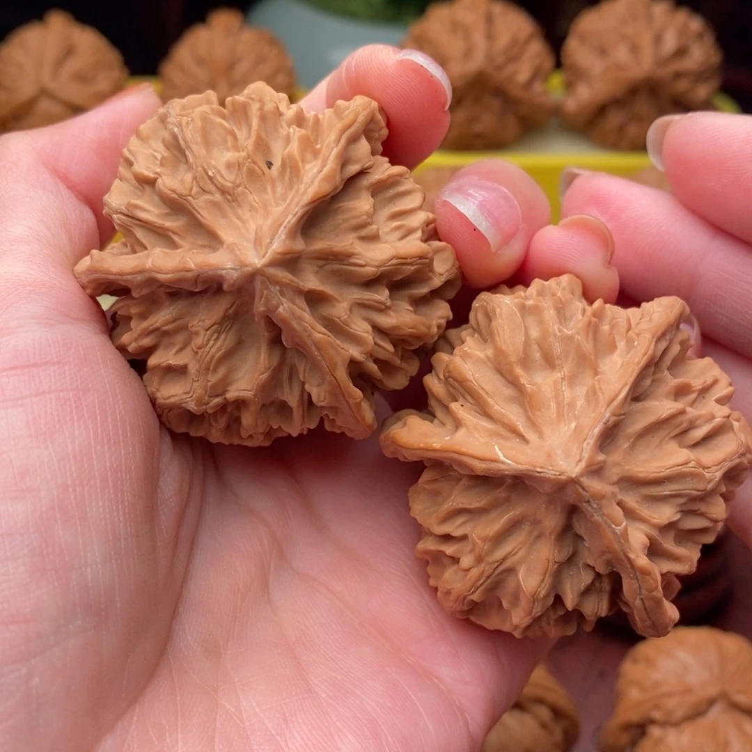 文玩核桃把件帝王奔47