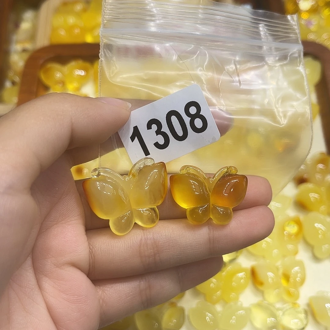 泽***宝琥珀未镶嵌珠宝奇石