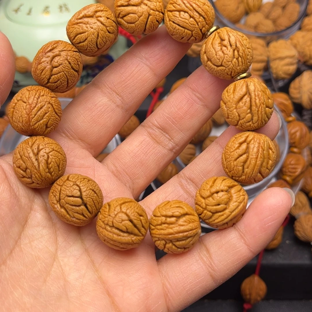 桃核吊坠龙纹桃核