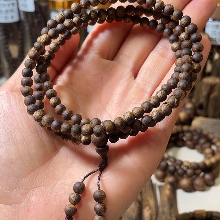 沉香碎屑沉香圆珠多圈卡5-9克