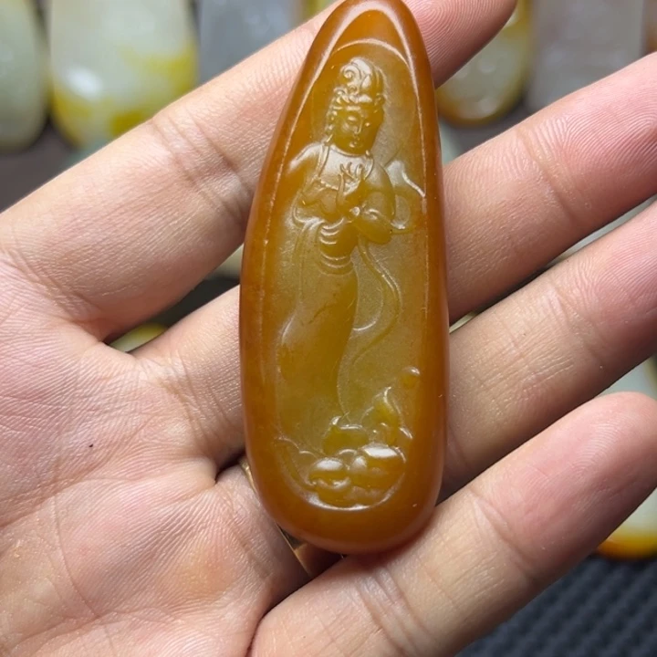颈饰未镶嵌和田玉