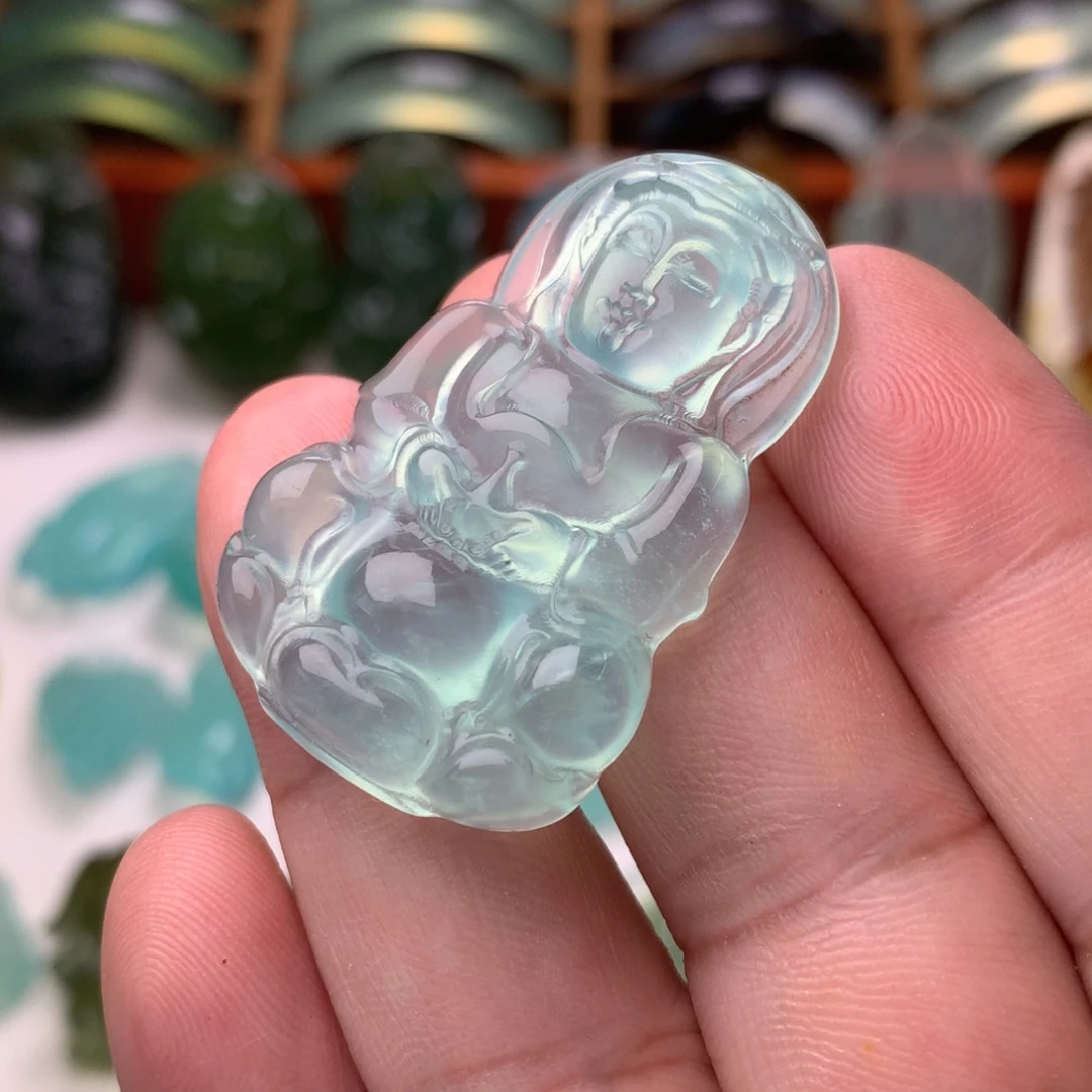 蛇纹石玉未镶嵌观音吊坠