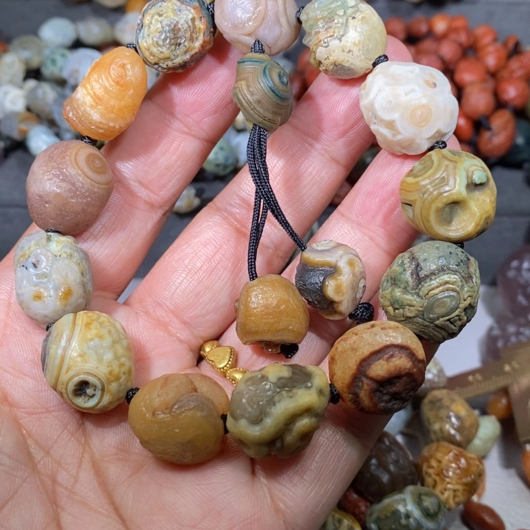 未镶嵌玛瑙/玉髓珠宝奇石