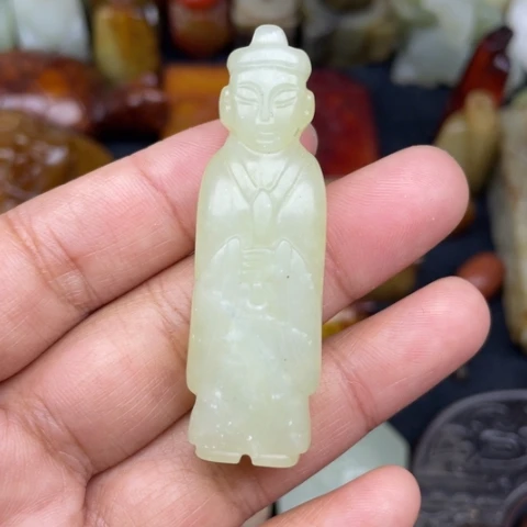 蛇纹石玉未镶嵌颈饰75