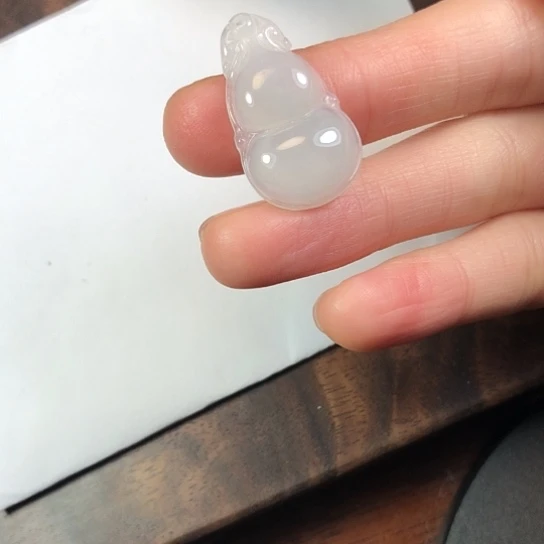 翡翠未镶嵌颈饰缅甸A货，每天下午1点半开播