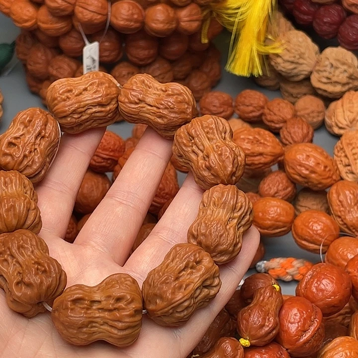 爱***单文玩核桃手串花生