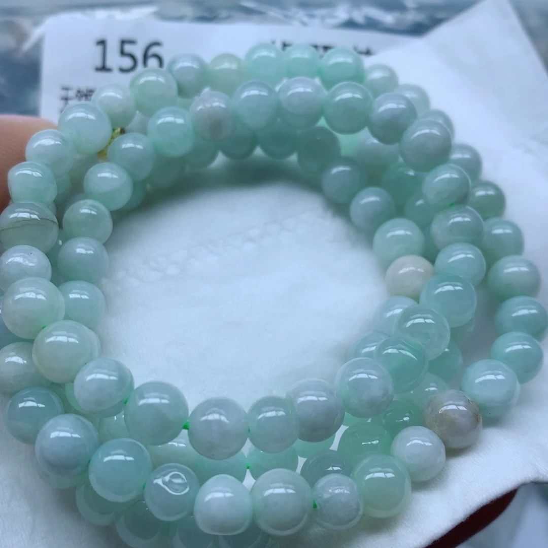 翡翠颈饰未镶嵌手串