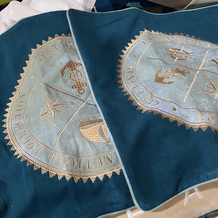 陶瓷花瓶部分（微瑕）