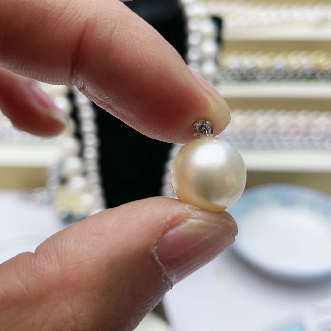 海水珍珠颈饰18K金镶嵌