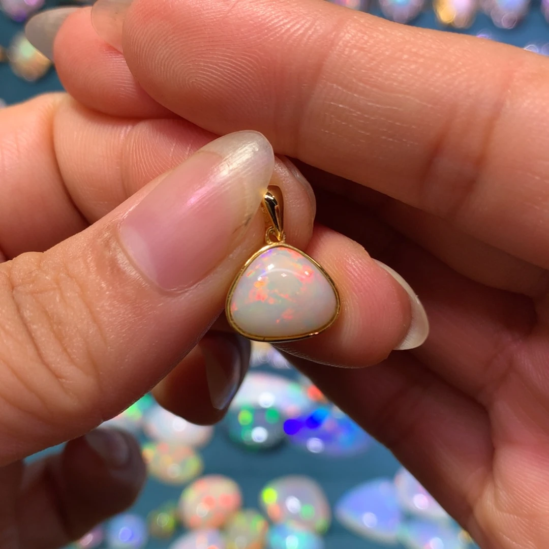 欧泊银S925镶嵌吊坠款