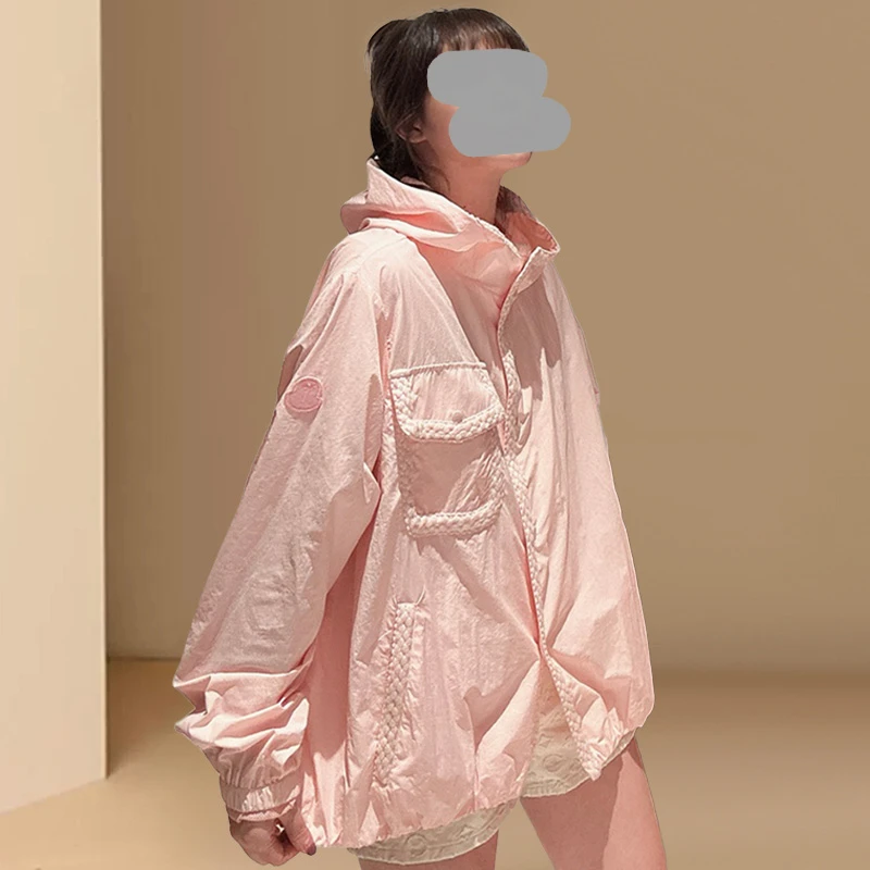 今年流行超好看独特漂亮韩里韩气宽松休闲减龄粉色连帽防晒外套女