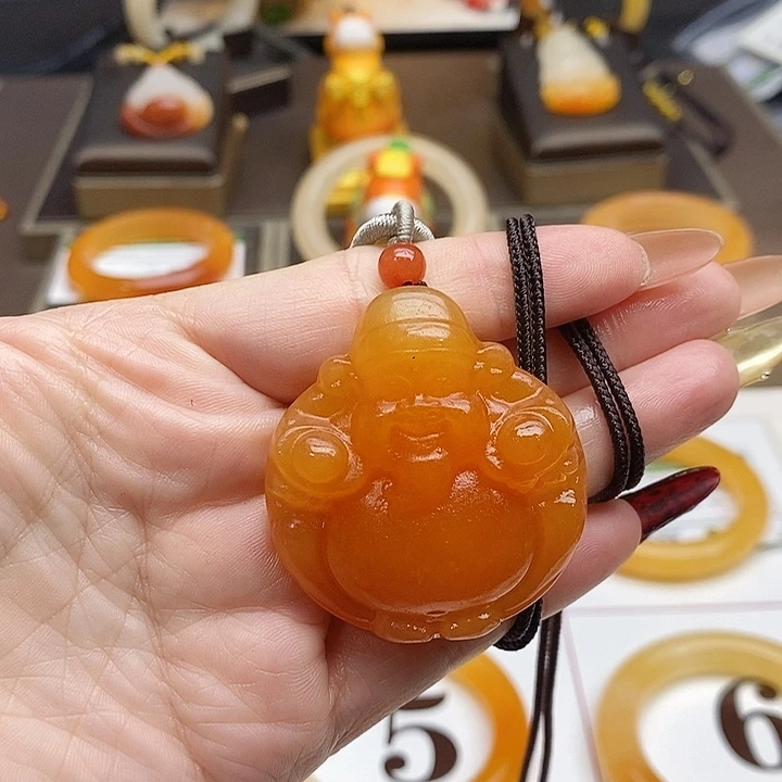石英质玉（黄龙玉）未镶嵌吊坠
