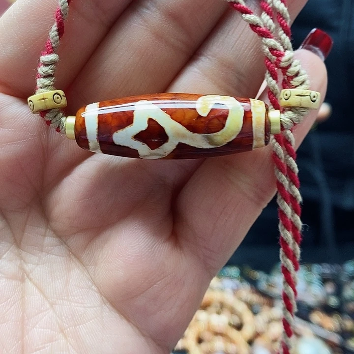 玛瑙/玉髓颈饰合金