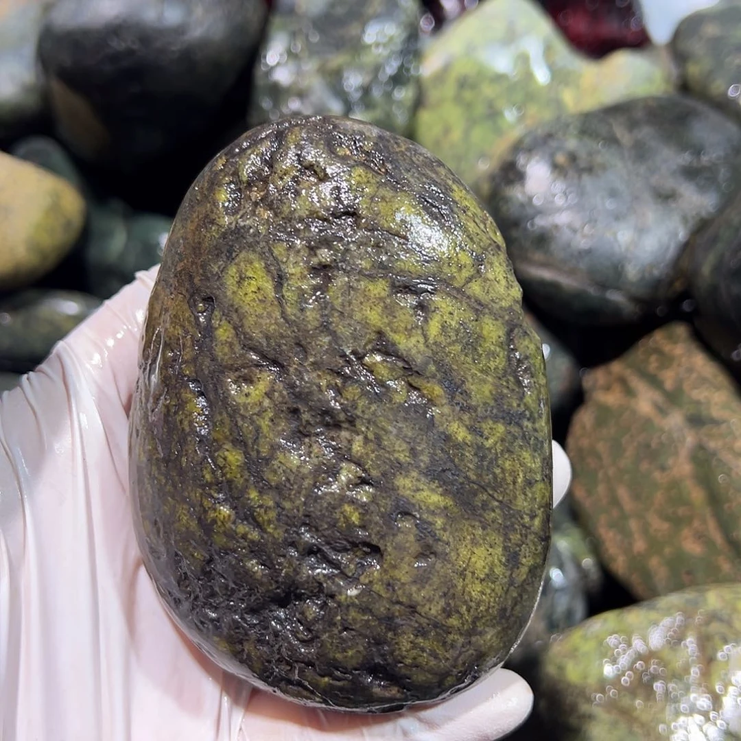 合金蛇纹石玉西藏藏玉药王石米*?