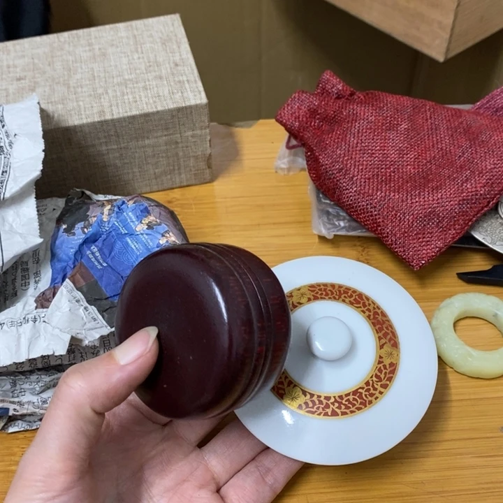 瓷片哈中古工艺品一件