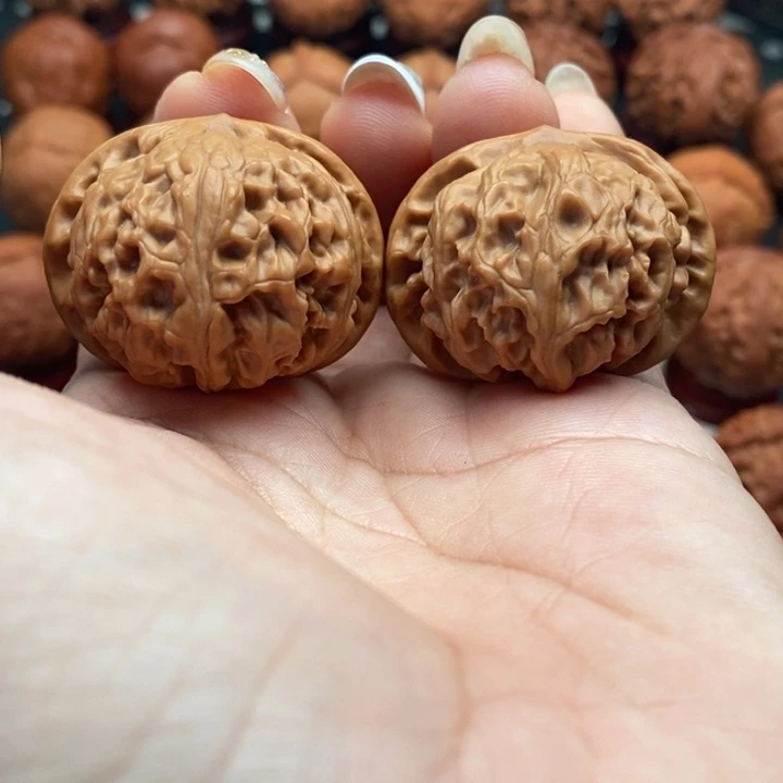 核桃精品文玩核桃手捻宫灯