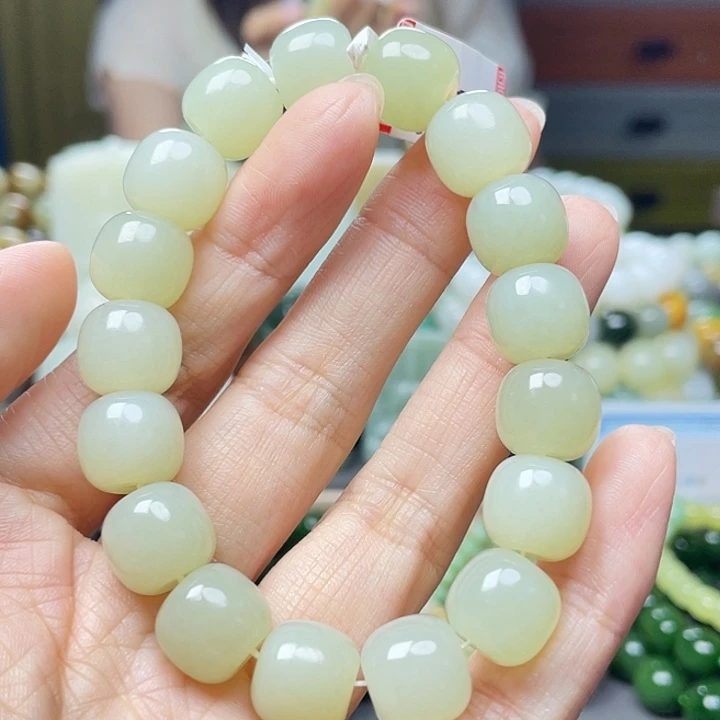 手链未镶嵌和田玉