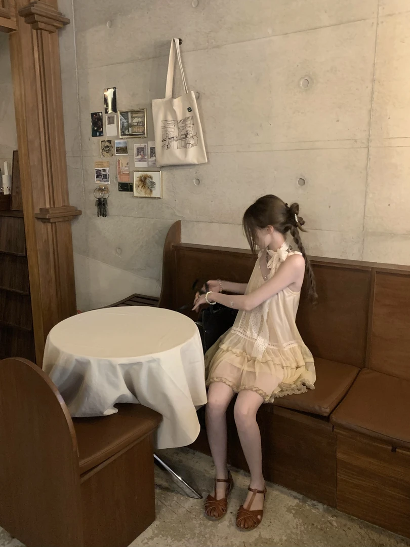 ishui-荔枝冰-米粉色鼠尾草味道芭蕾风少女风纯欲慵懒网纱连衣裙