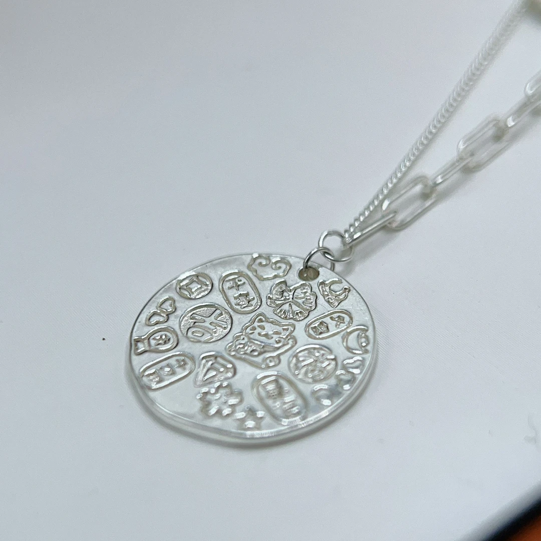 坠链均足银 苗人匠 纯手工 吉言招财猫圆形无事牌