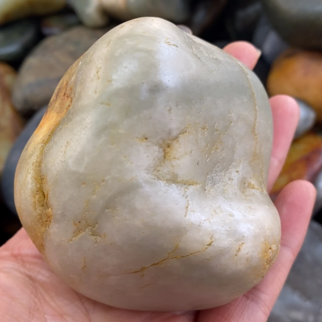 未镶嵌和田玉摆件