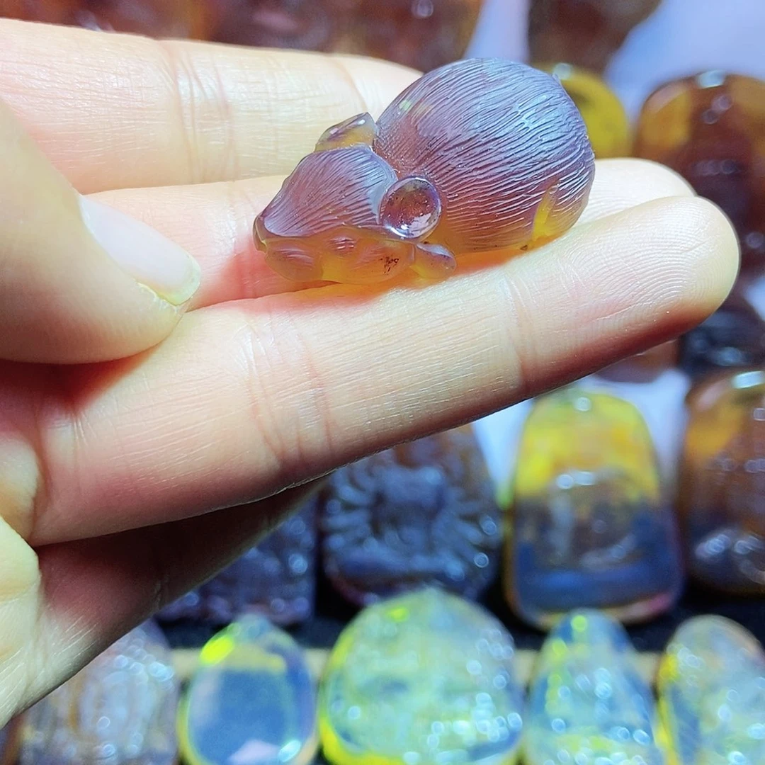 琥珀颈饰未镶嵌鼠