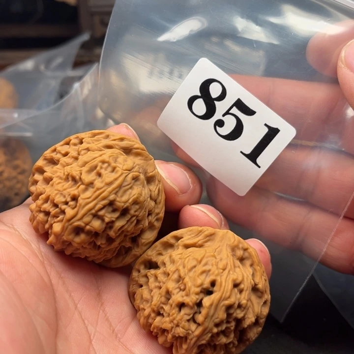 文玩核桃吊坠44南疆石对歪