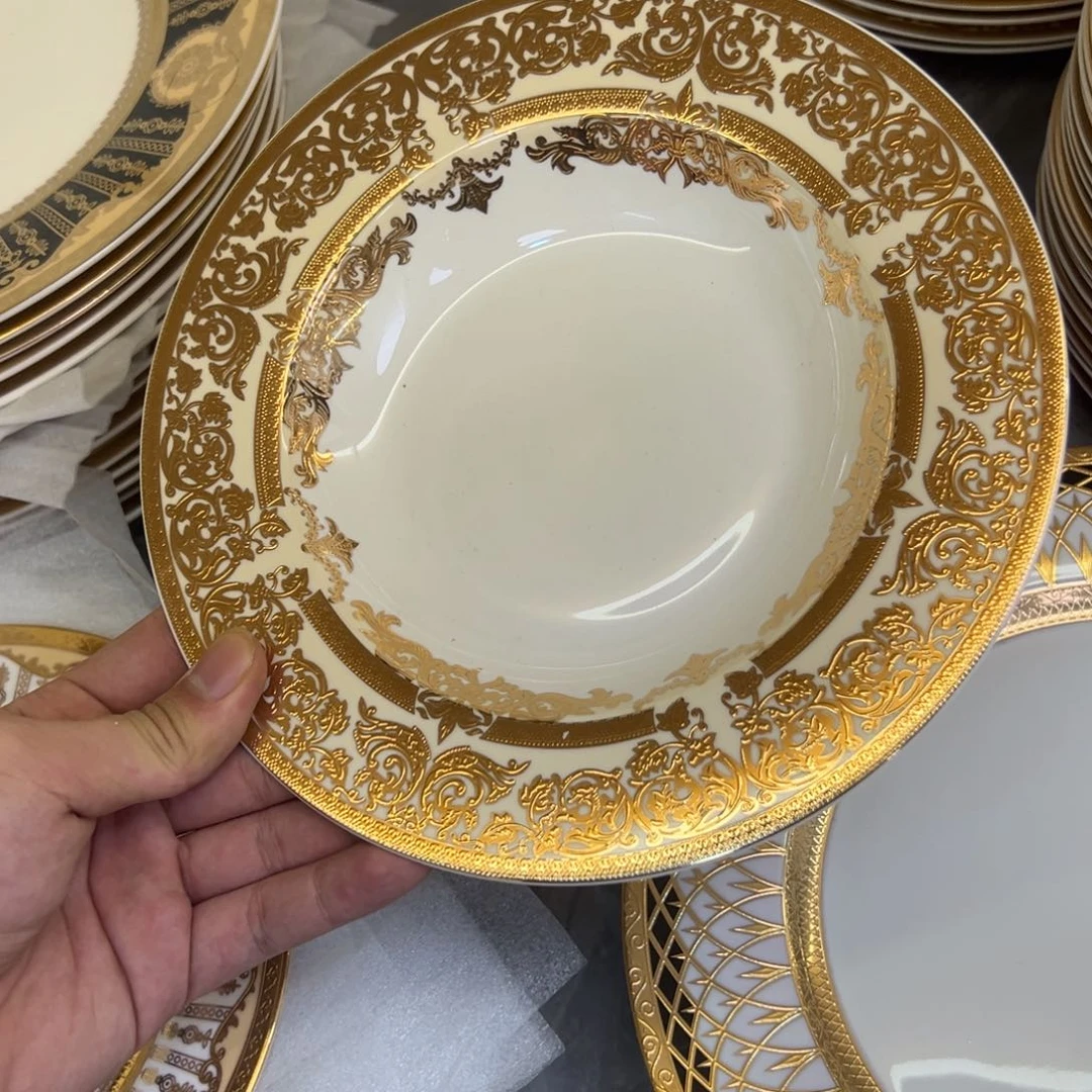 瓷片8.5寸草帽盘两个一单尾单