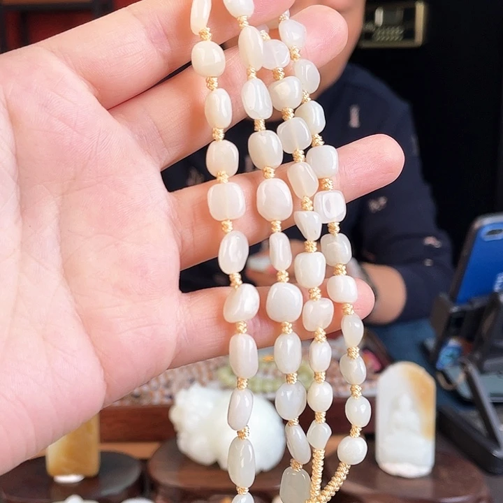 和田玉未镶嵌颈饰你****生