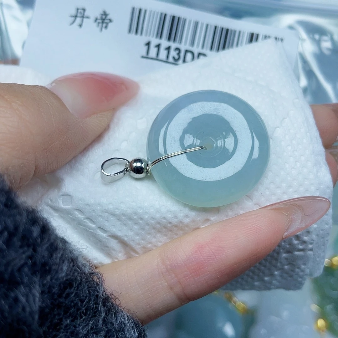 吊坠(不含链)足铂镶嵌翡翠