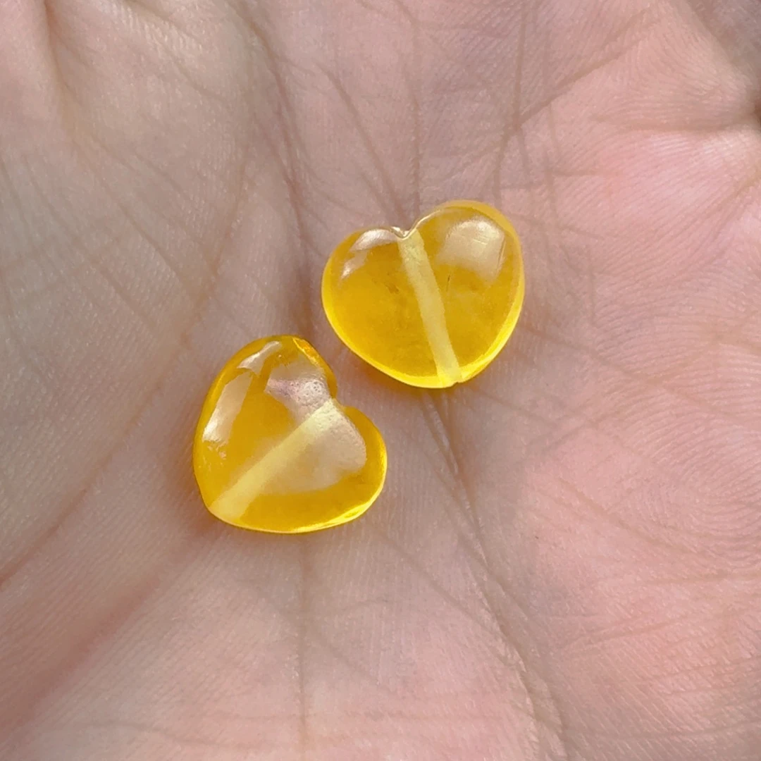 蜜蜡未镶嵌裸石一对全品
