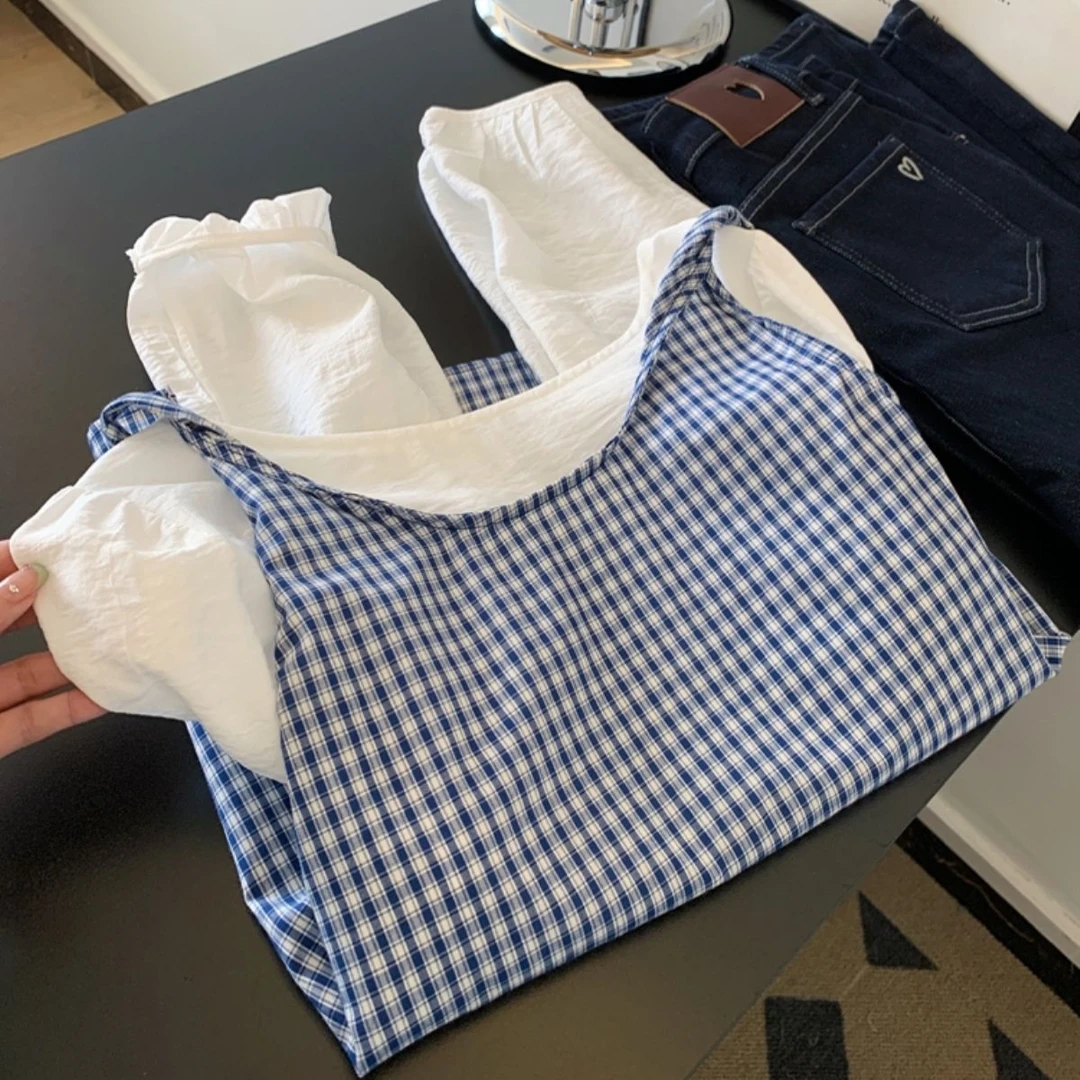 开春小众穿搭2025新款法式百搭上衣白衬衫叠穿格子吊带上衣两件套