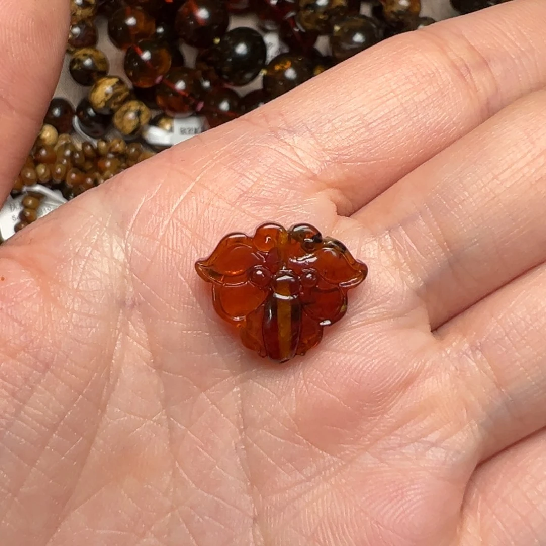 琥珀手链未镶嵌?****?抚顺琥珀