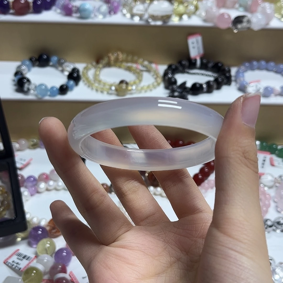 手镯水晶未镶嵌玛瑙手镯