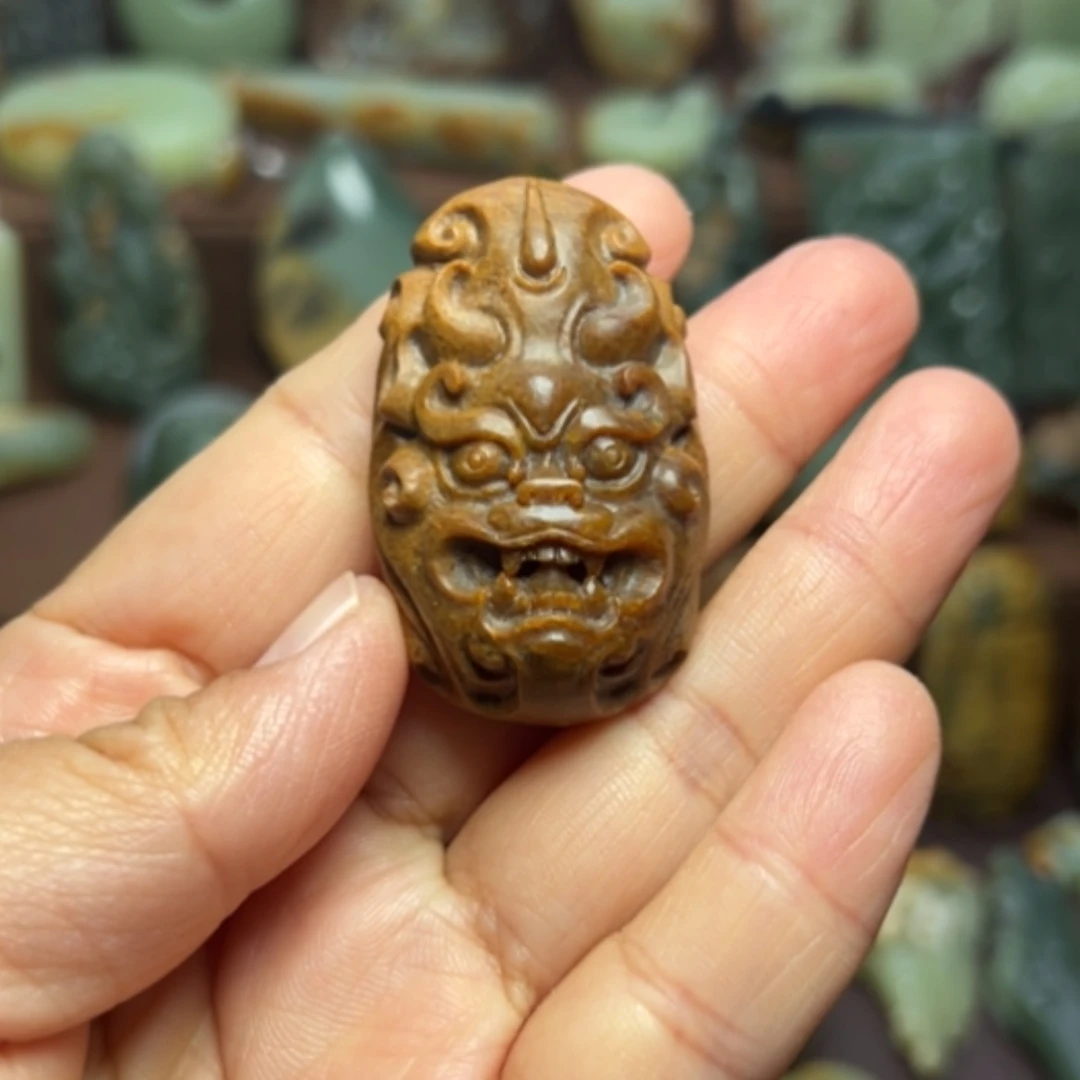 【闪购商品】岫岩河磨玉（透闪石质玉）未镶嵌颈饰