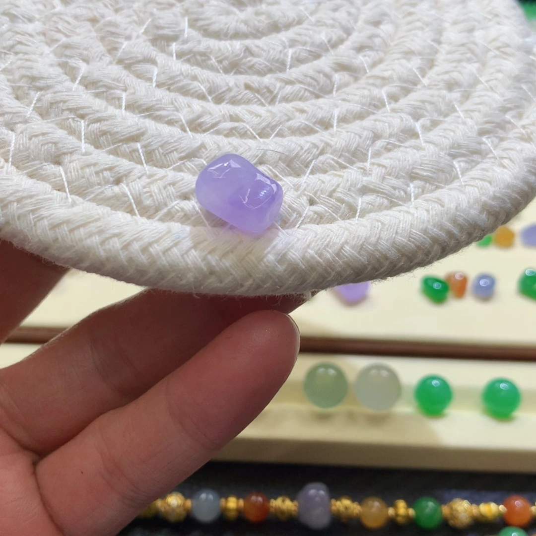 定制翡翠未镶嵌粉椿紫随形