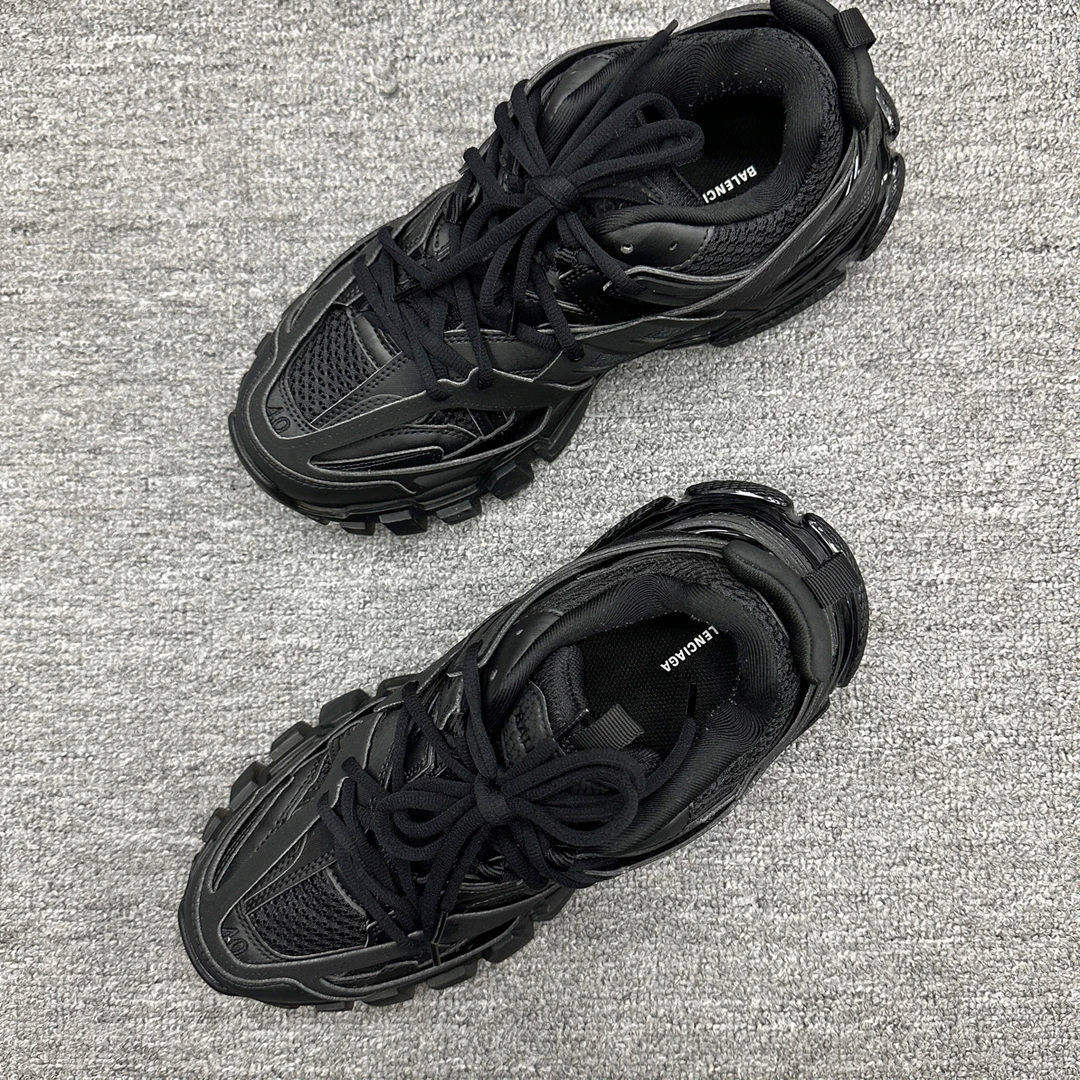99新 Balenciaga/巴黎世家 40 巴黎世家track 老爹鞋黑色