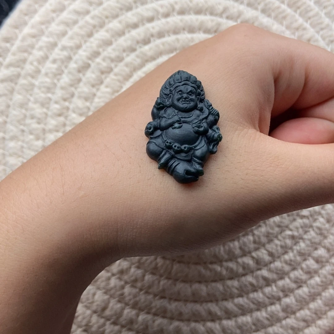 颈饰未镶嵌翡翠黄财神