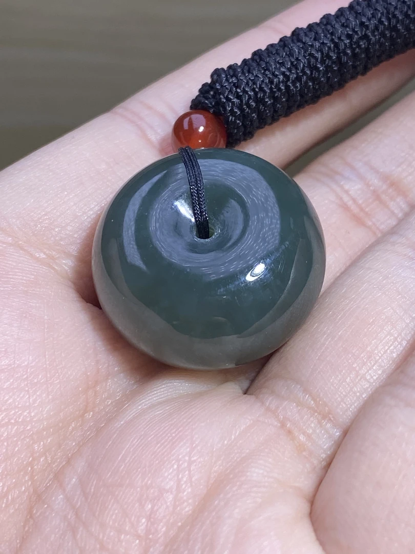 有品珠宝新疆天然和田玉平安扣多样性发一