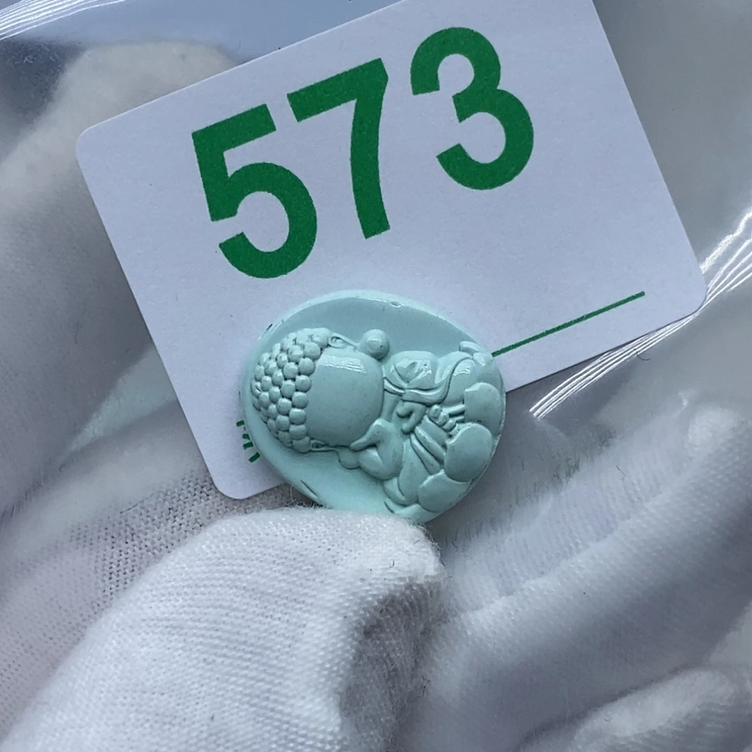 萌***y绿松石未镶嵌珠宝奇石