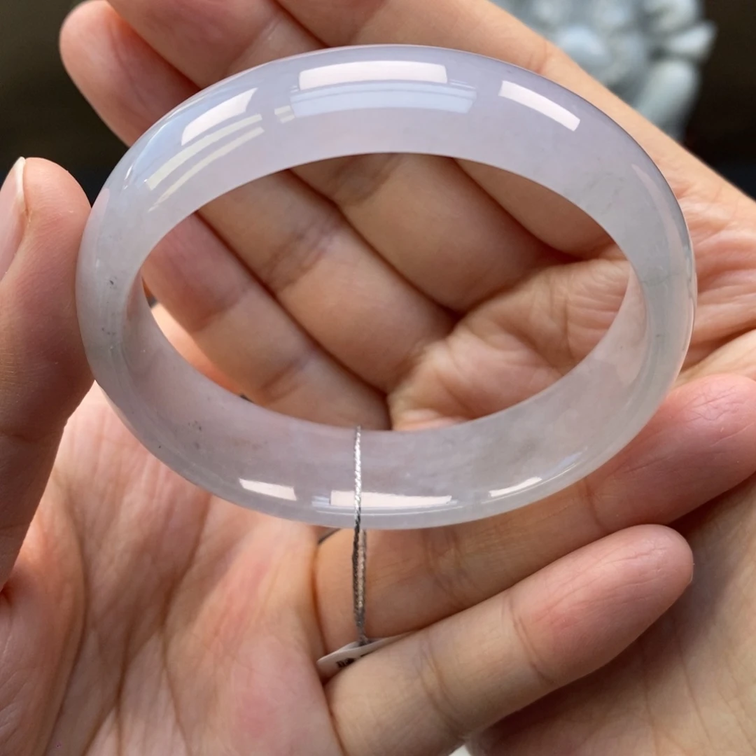 翡翠手镯未镶嵌天然