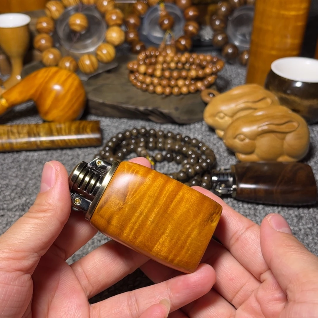 金丝楠满花纹打火机