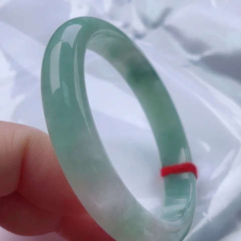 翡翠手镯未镶嵌正56(无纹裂48小时鉴赏期)