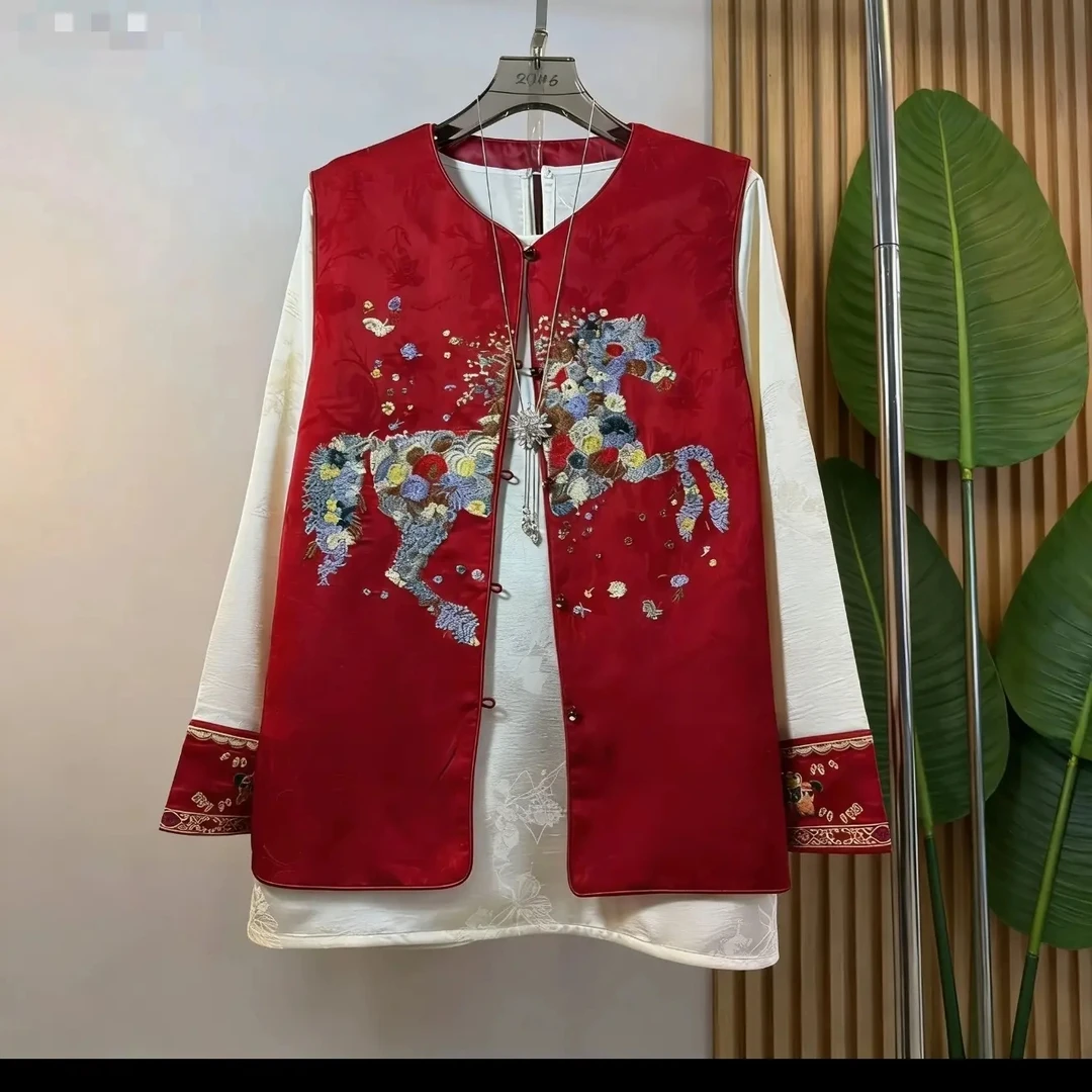 乐（马到成功）新年款冬季大码女装新中式国风重工刺绣提花单件马甲