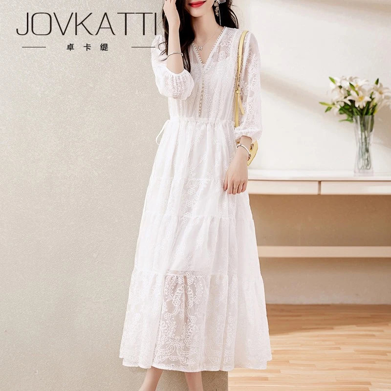 Jovkatti法式蕾丝连衣裙女夏季2025新款高级感刺绣收腰显瘦两件套